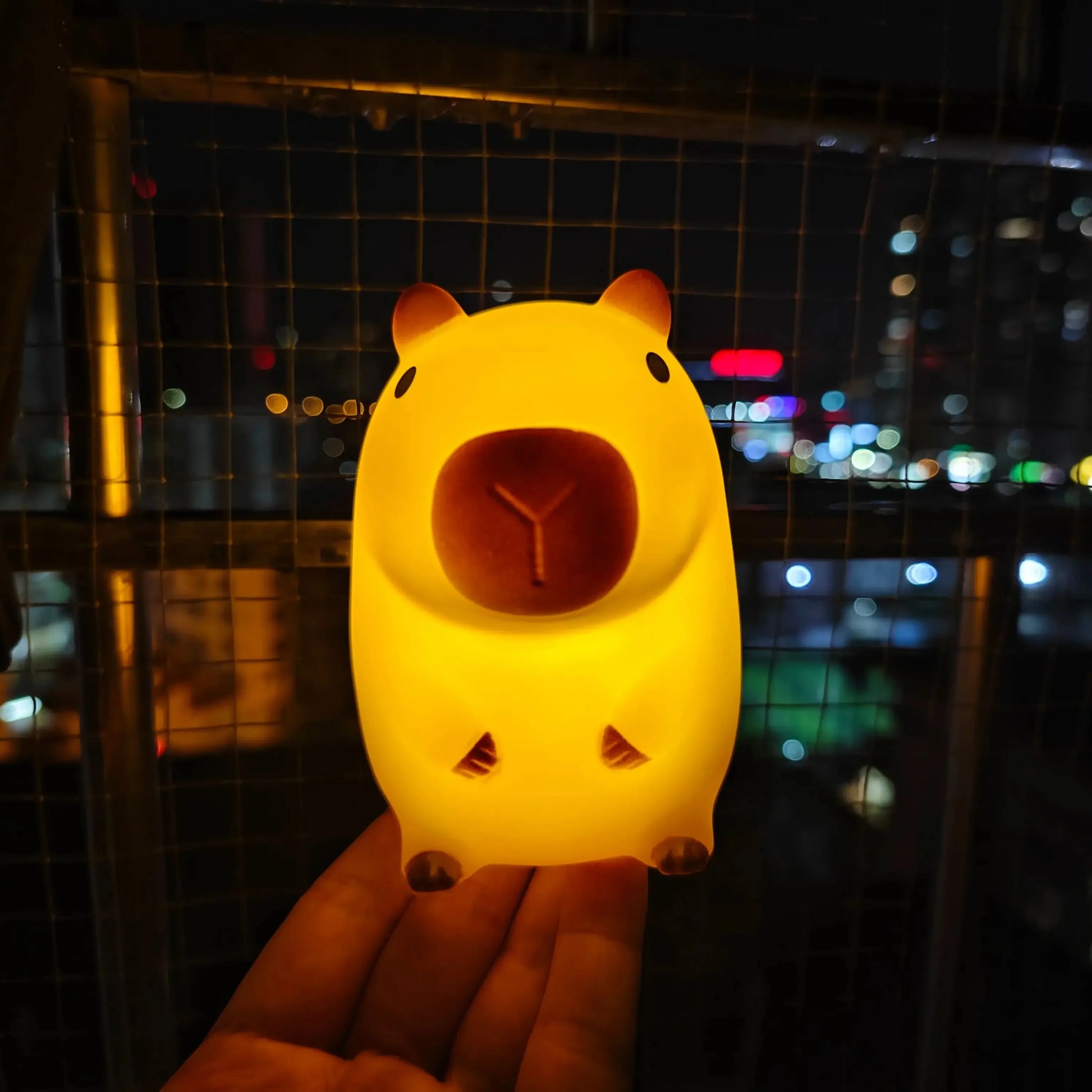 Veilleuse capybara — vue 3